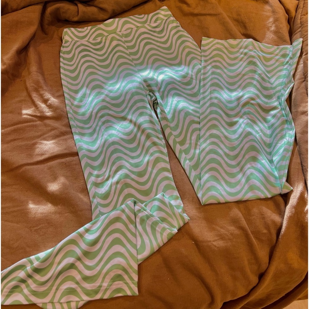 green/white flare pants!